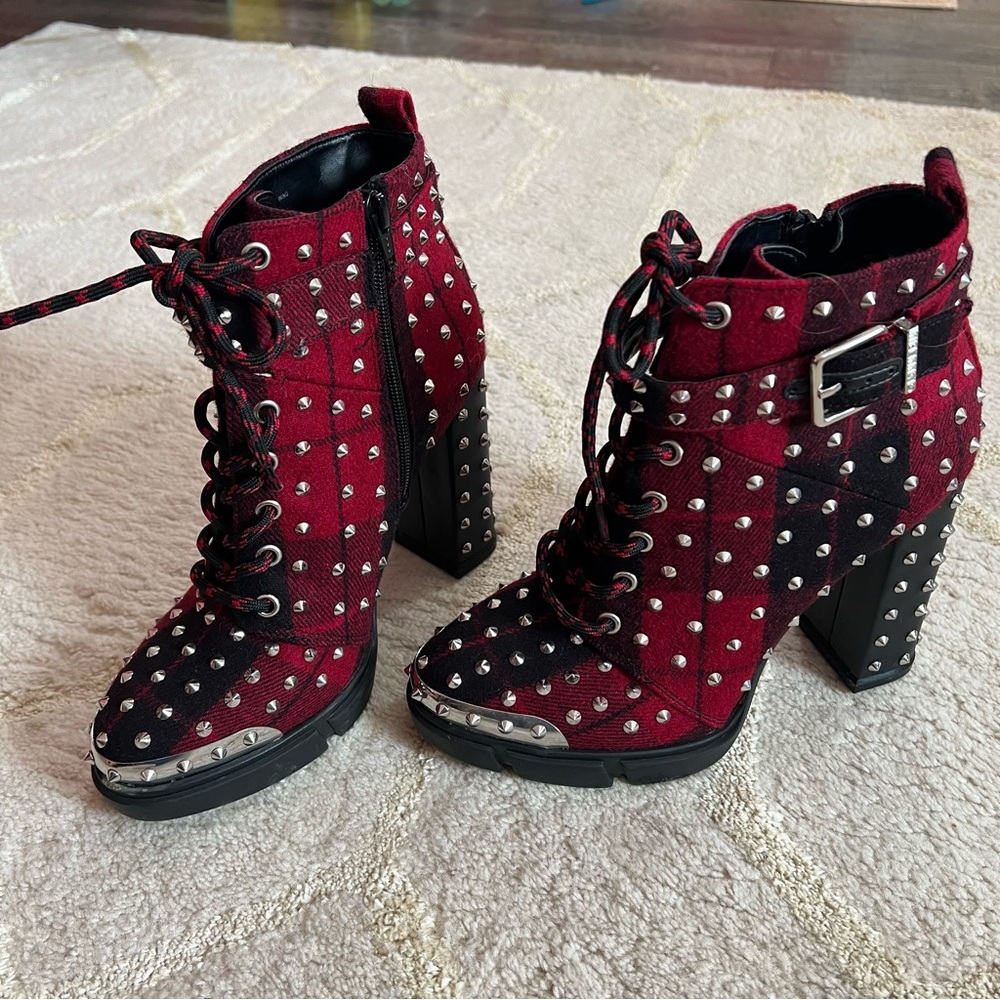 Gianni Bini Rhiannen Plaid Red and Black Studded Lace Up Combat Boots